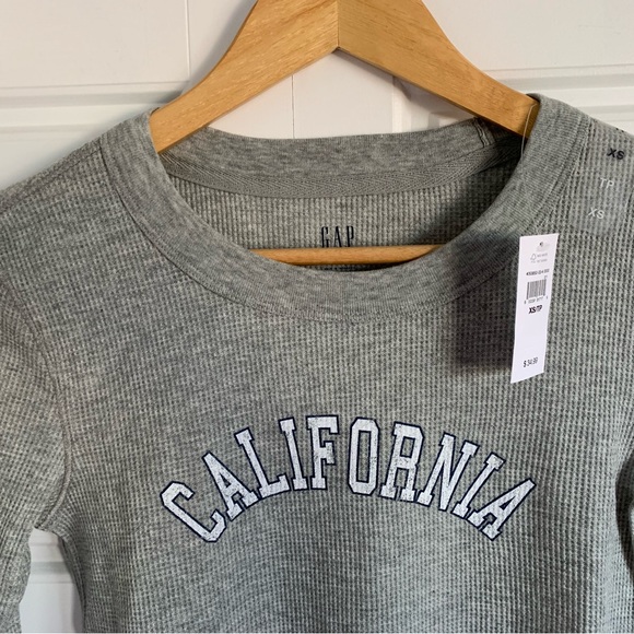 Gap LS Women’s top - Size XS - Picture 1 of 3